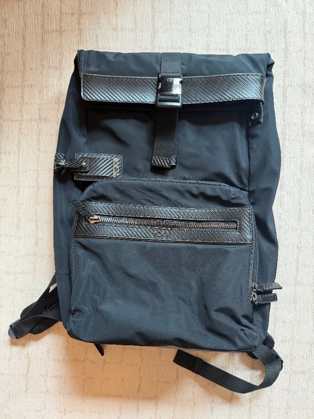 Tumi HAMDEN ROLL TOP 18.5” Laptop Backpack - BLACK & CARBON FIBER
